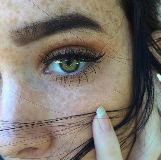 How to Draw On Freckles That Don't Look Fake