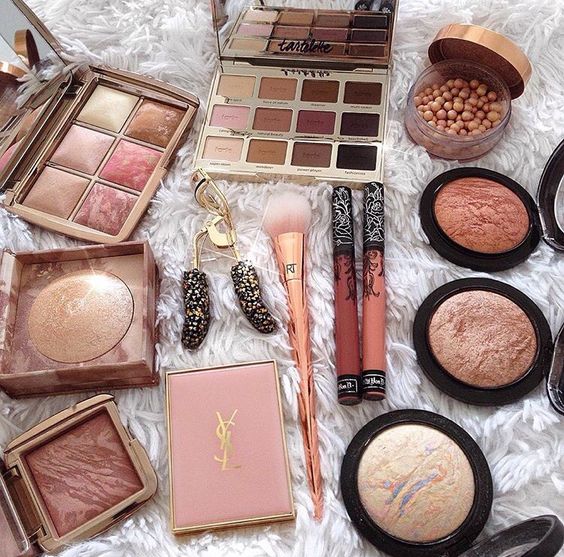 How to Know When to Throw Away Your Beauty Products