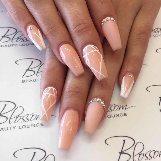 beige-nails-with-white-lines via