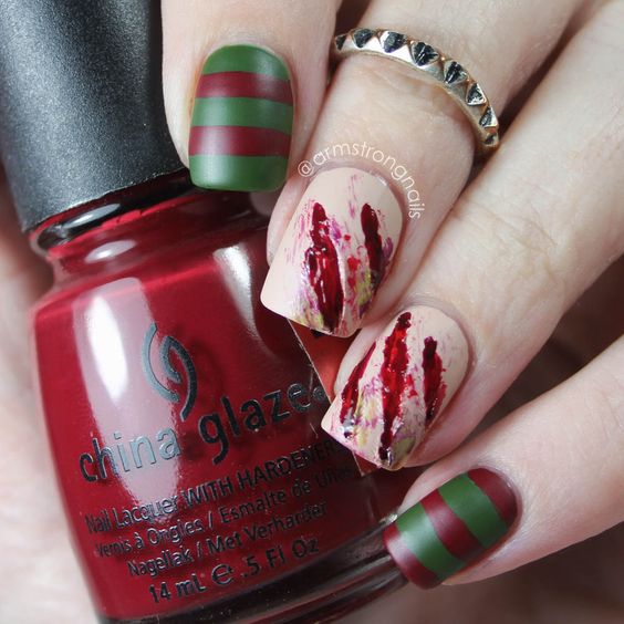 bloody-halloween-nails via