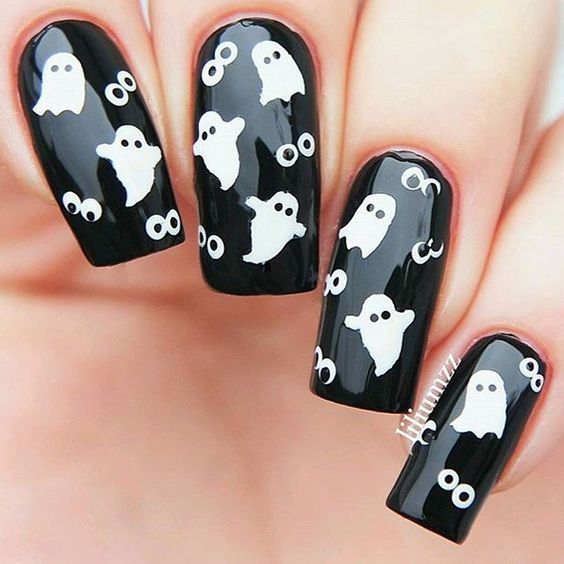 20 Cool Easy Halloween Nail Art Ideas - Halloween Nail Designs