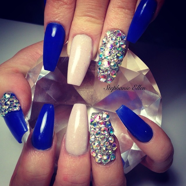 Shiny Nails via