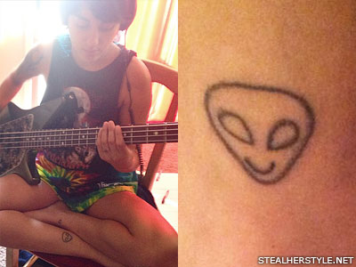 anissa-rodriguez-alien-ankle-tattoo