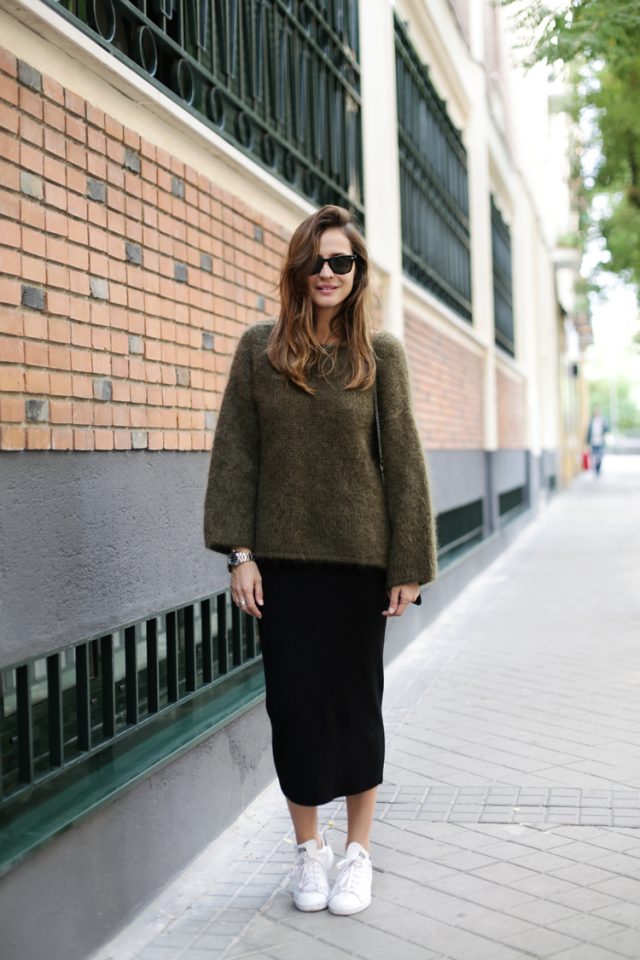 khaki-sweater-long-pencil-skirt-and-white-shoes via