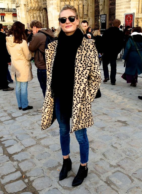 leopard-coat-blue-jeans-and-black-boots via