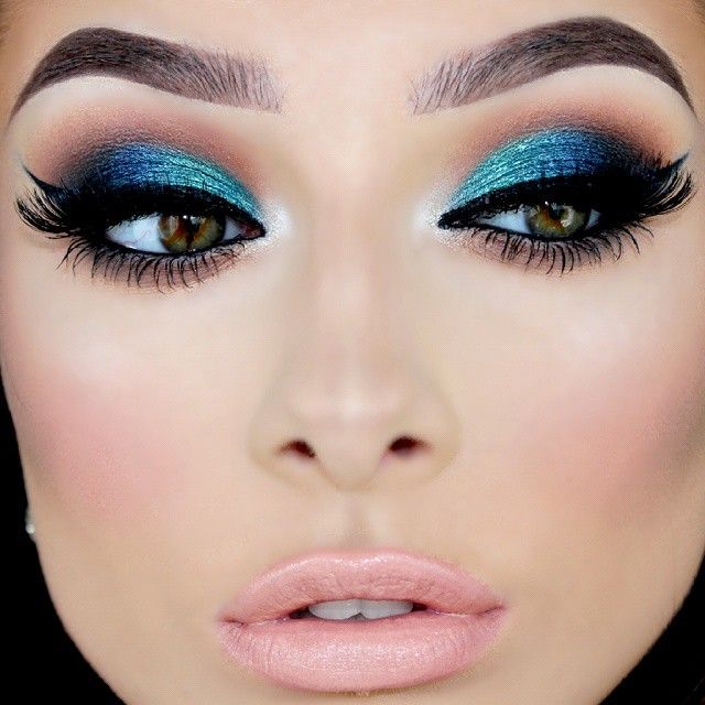 How to Rock Blue Makeup Looks - Blue Makeup Ideas & Tutorials