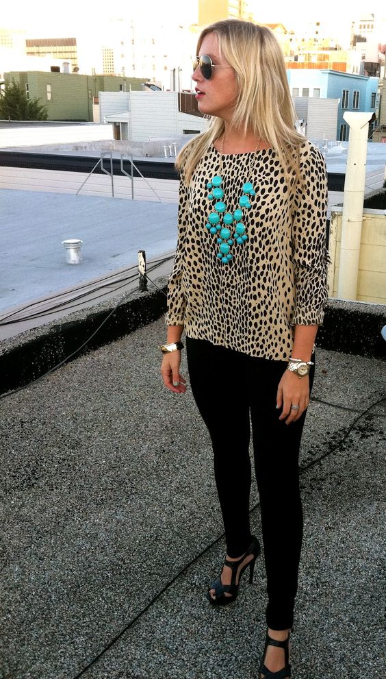 18 Leopard Print Outfits That Aren't Overpowering