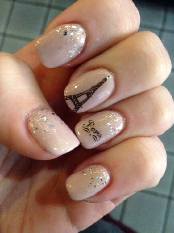 20 Nail Designs to Paint Eiffel Tower - Pretty Designs