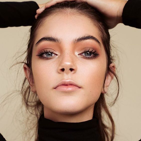 10 Stunning Natural Makeup Looks