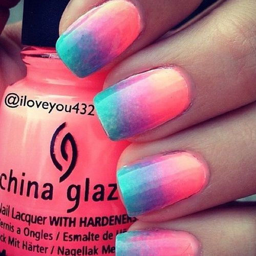 12 Chic Beachy Aqua Manicures For Summer - Nail Art Ideas - Pretty Designs