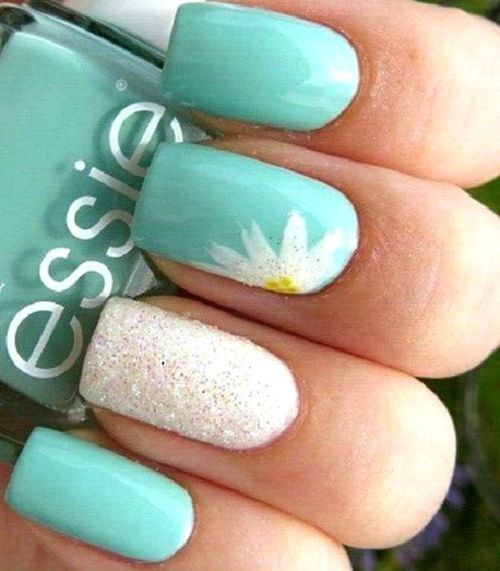 Beachy Aqua Manicures For Summer