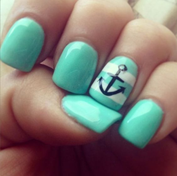 Beachy Aqua Manicures For Summer