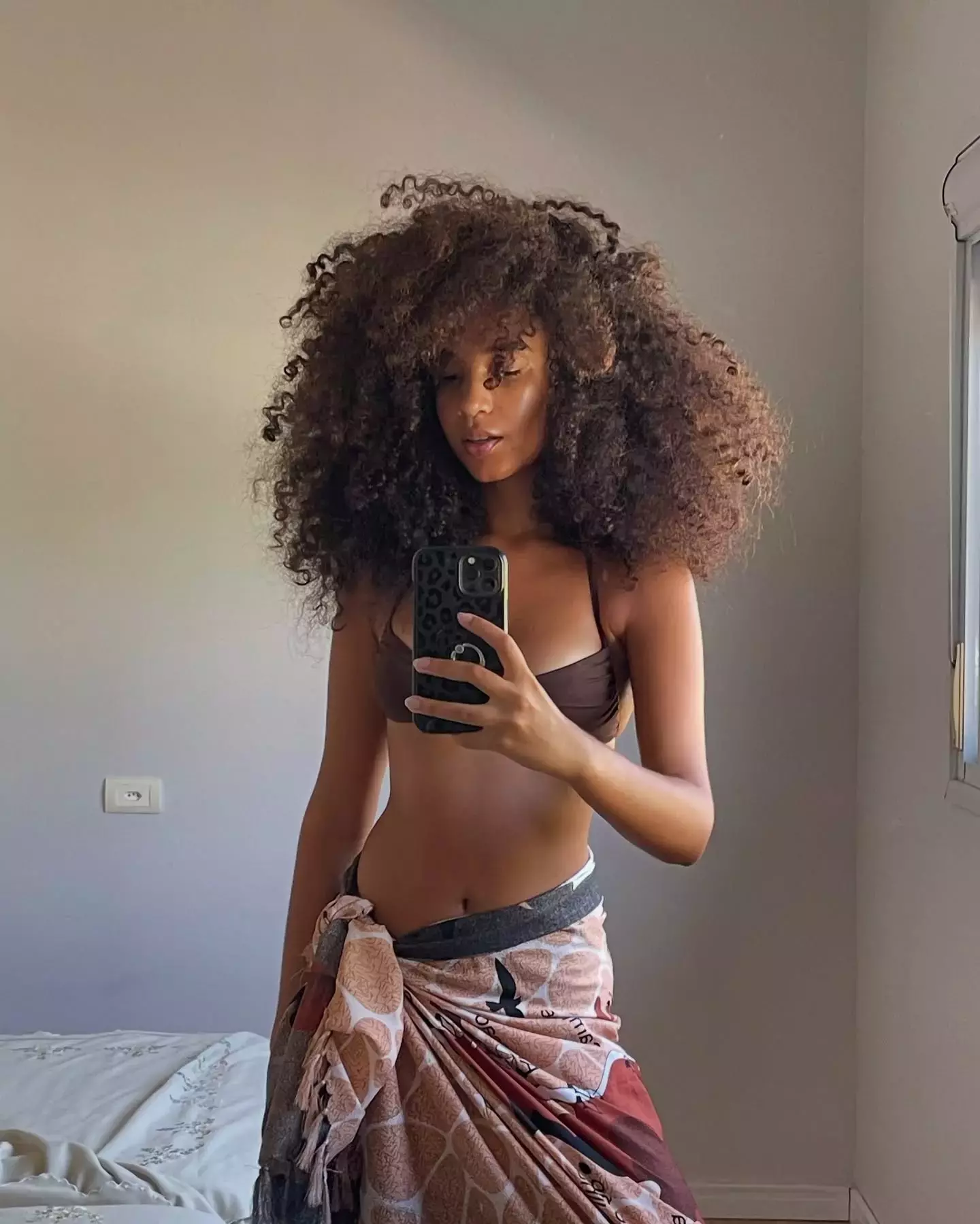 black women with curly hair styles