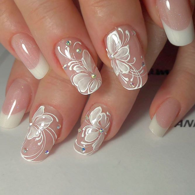 Flower nail art for wedding