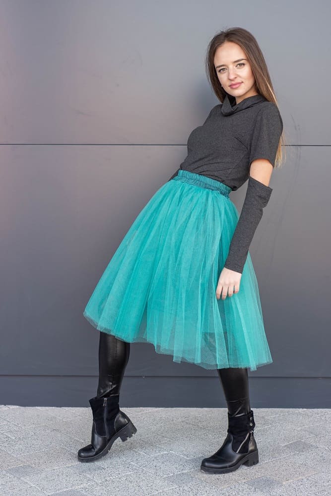 12 Perfect Outfits That Show How To Rock A Tulle Skirt - Pretty Designs